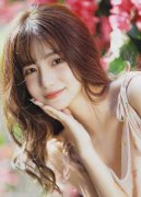 露开全乳开襟t恤网坐视频